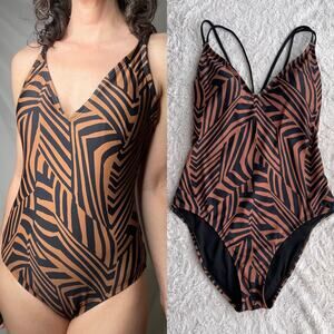 Hurley geometric‎ print bathing suit one-piece strappy black brown animal XL